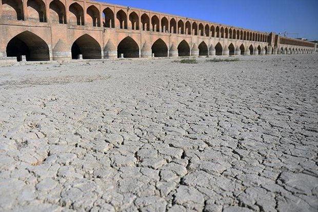 در اصفهان دیگر باید چه اتفاقی بیفتد تا زاینده‌رود بودجه بگیرد؟!
