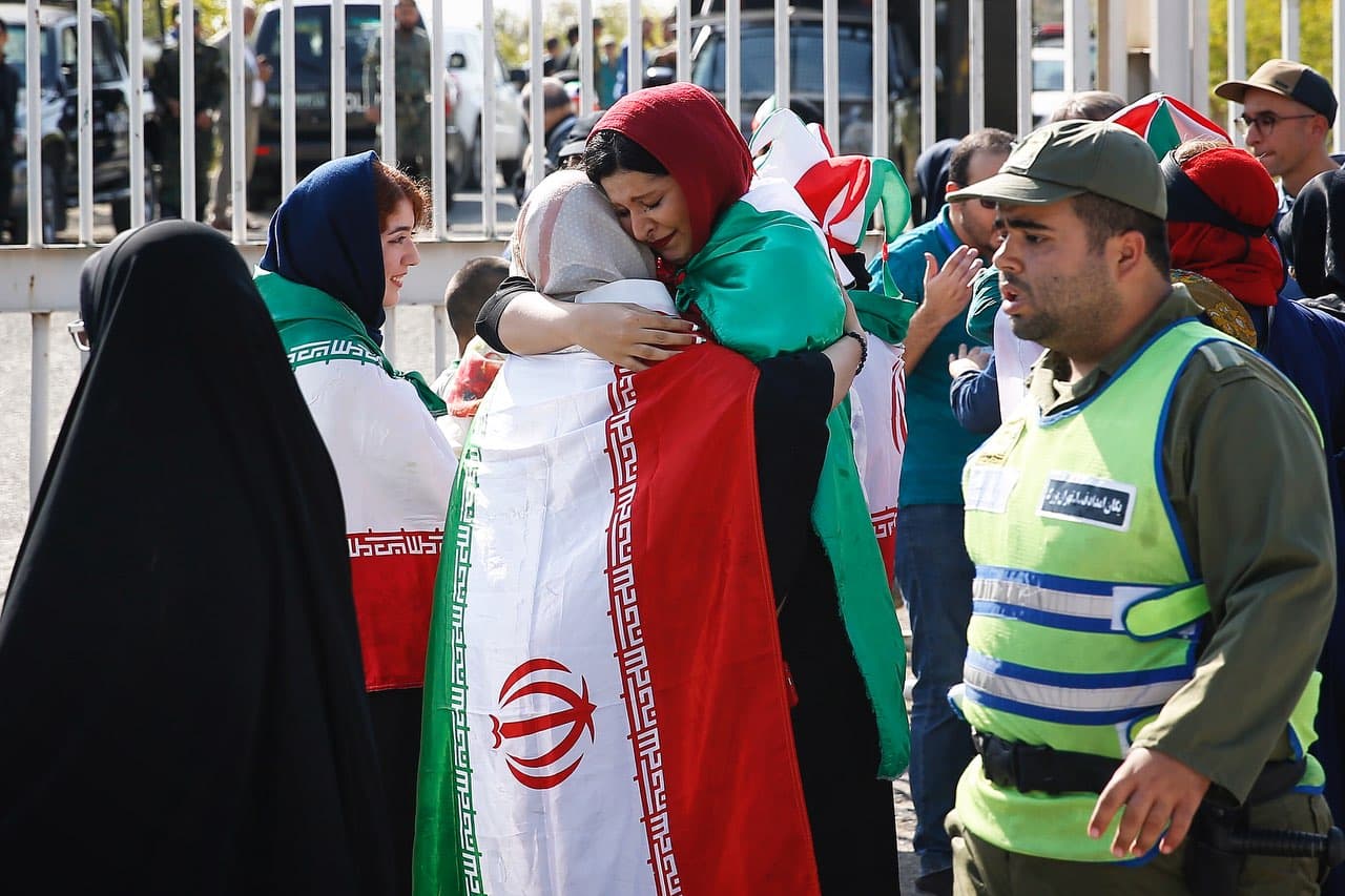 تهدید جدید فیفا: زنان باید در همه مسابقات ملی و باشگاهی حضور داشته باشند! +عکس