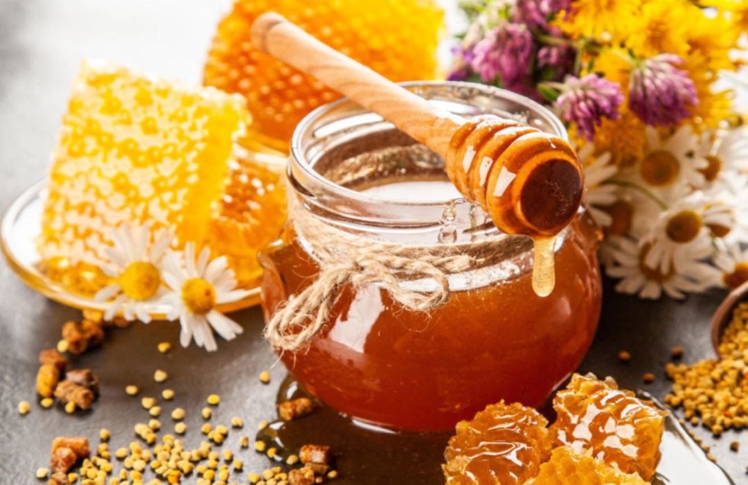 چرا عسل برای سرماخوردگی مفید است؟ چرا عسل برای سرماخوردگی مفید است؟