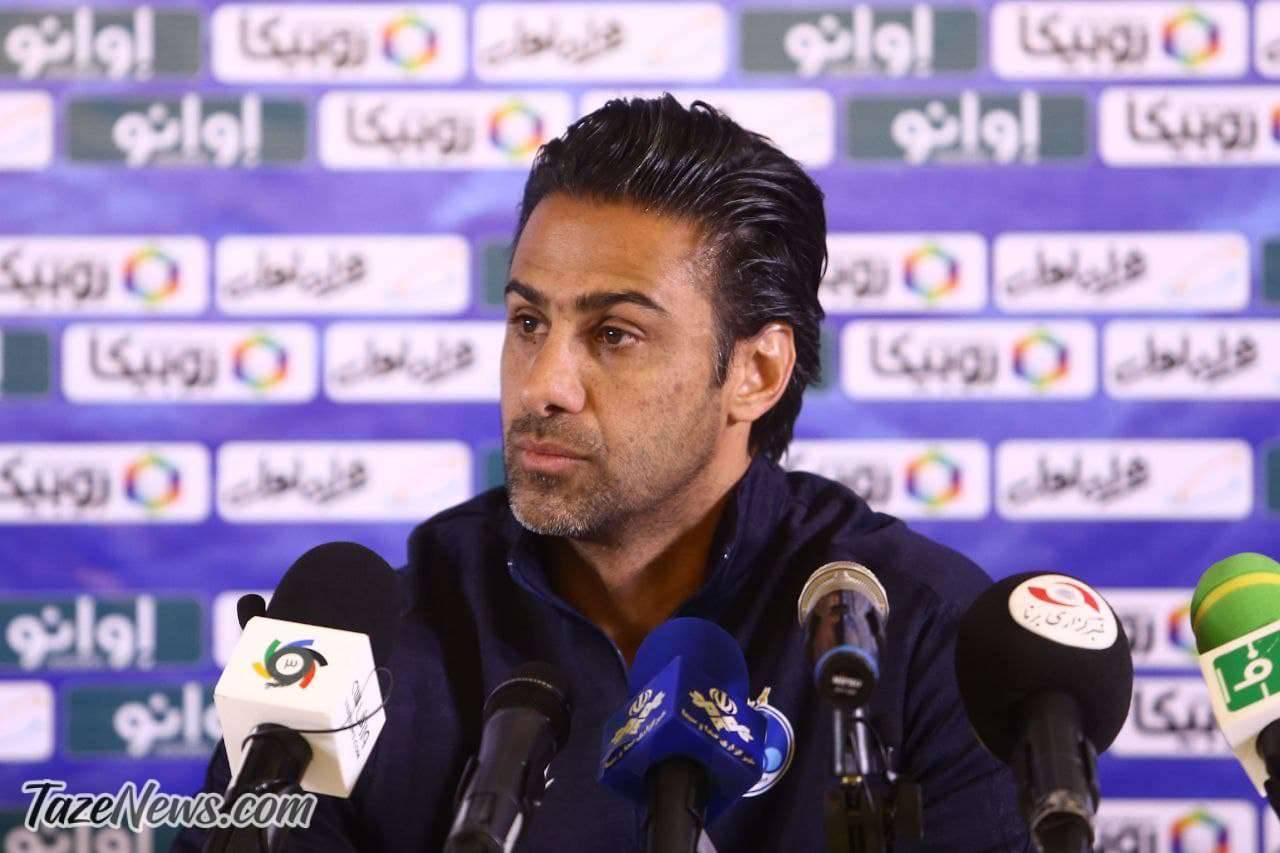 ادعای عجیب مجیدی: بازیکنان استقلال کوچکترین اعتراضی به تصمیمات داوران نمیکنند! ادعای عجیب مجیدی: بازیکنان استقلال کوچکترین اعتراضی به تصمیمات داوران نمیکنند!