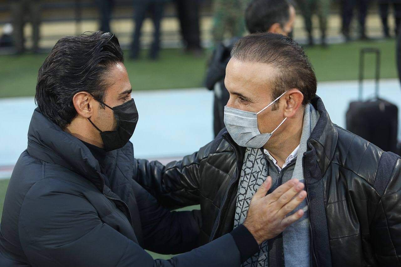 گلمحمدی جواب مربی استقلال را داد: حد و اندازه خودت را بدان! گلمحمدی جواب مربی استقلال را داد: حد و اندازه خودت را بدان!