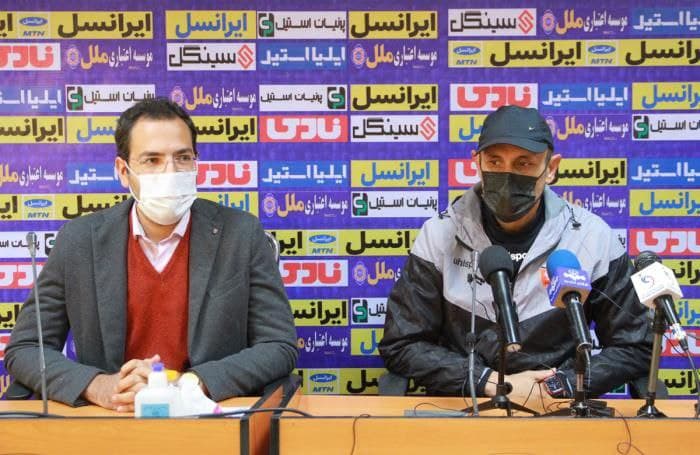 تهدید سرمربی پرسپولیس: اشتباهات زیاد شده، طاقت ما هم حدی دارد! تهدید سرمربی پرسپولیس: اشتباهات زیاد شده، طاقت ما هم حدی دارد!