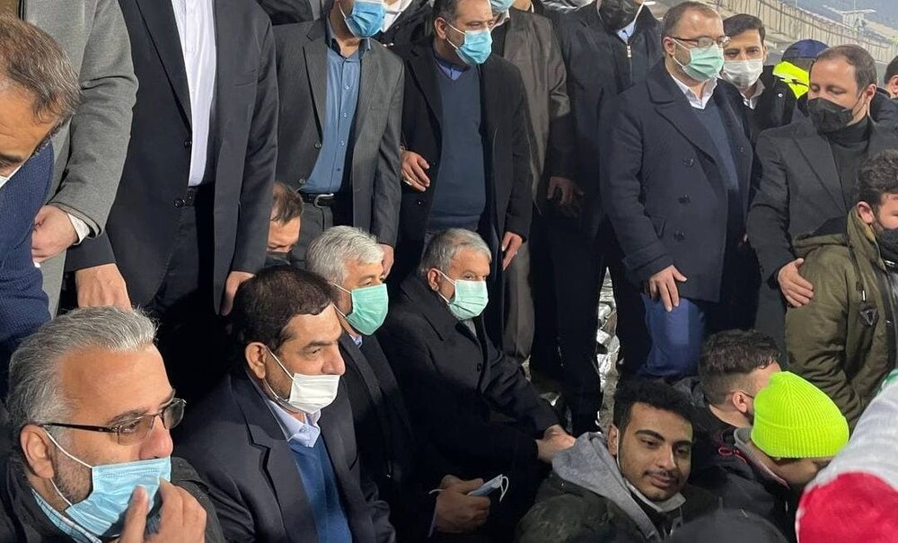 این وزیر هم پرسپولیسی است؛ با روح و روان استقلالیها بازی کردند این وزیر هم پرسپولیسی است؛ با روح و روان استقلالیها بازی کردند