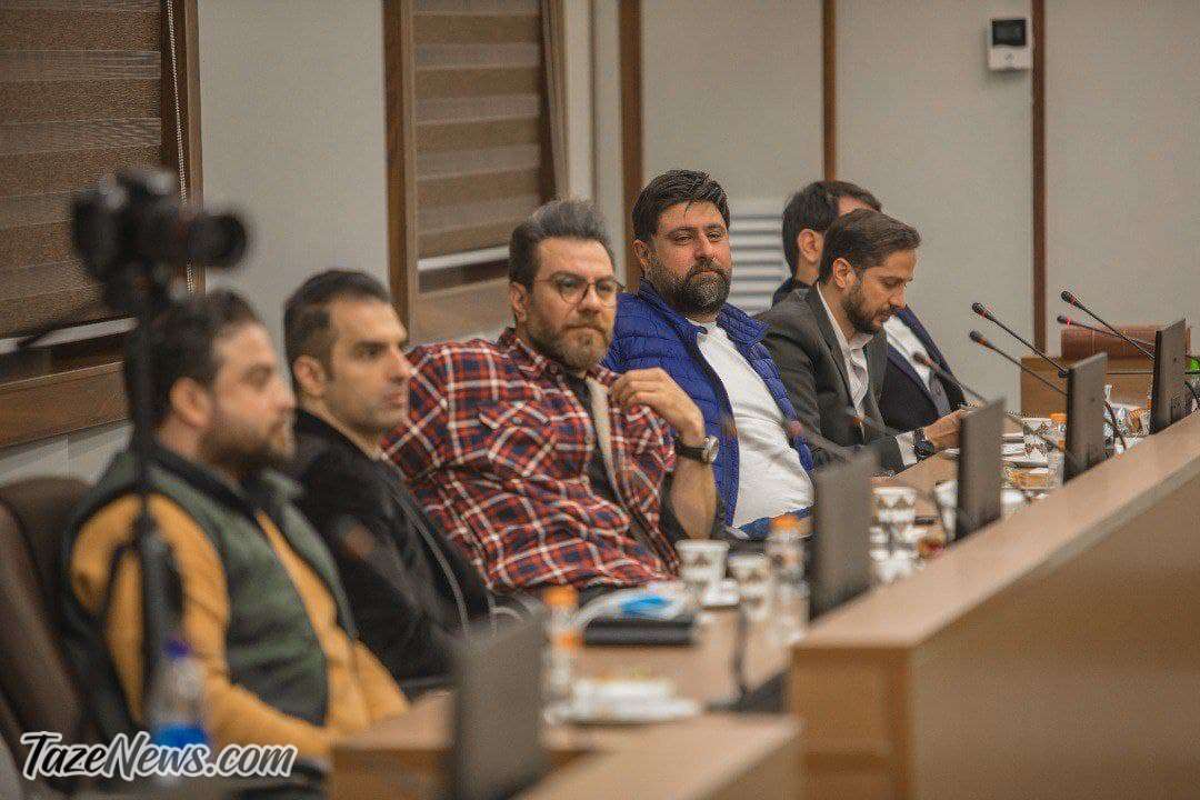 دیدار ستاره‌های موسیقی ایران با وزیر ارشاد +عکس