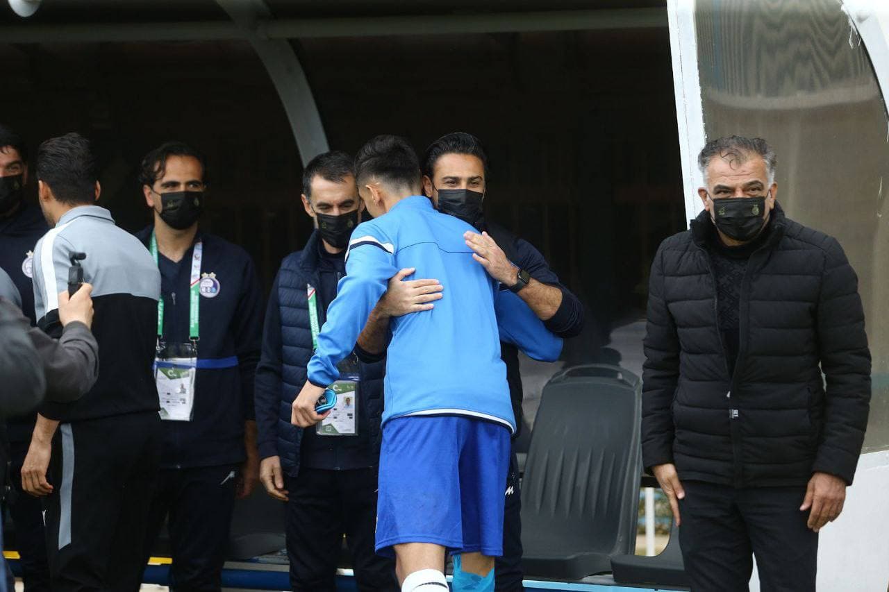 واکنش فرهاد مجیدی به قهرمانی استقلال در نیم فصل
