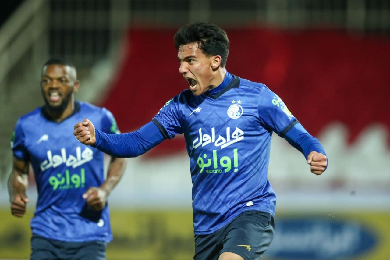 ستاره استقلال، پرسپوليسی بود؟ ستاره استقلال، پرسپوليسی بود؟