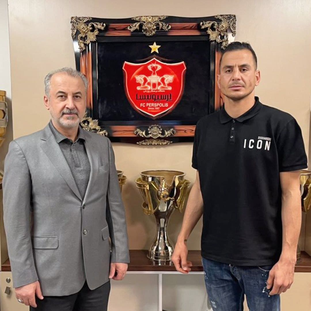پرسپولیس مهاجم نخرید اما با یک بازیکن تمدید کرد +عکس پرسپولیس مهاجم نخرید اما با یک بازیکن تمدید کرد +عکس