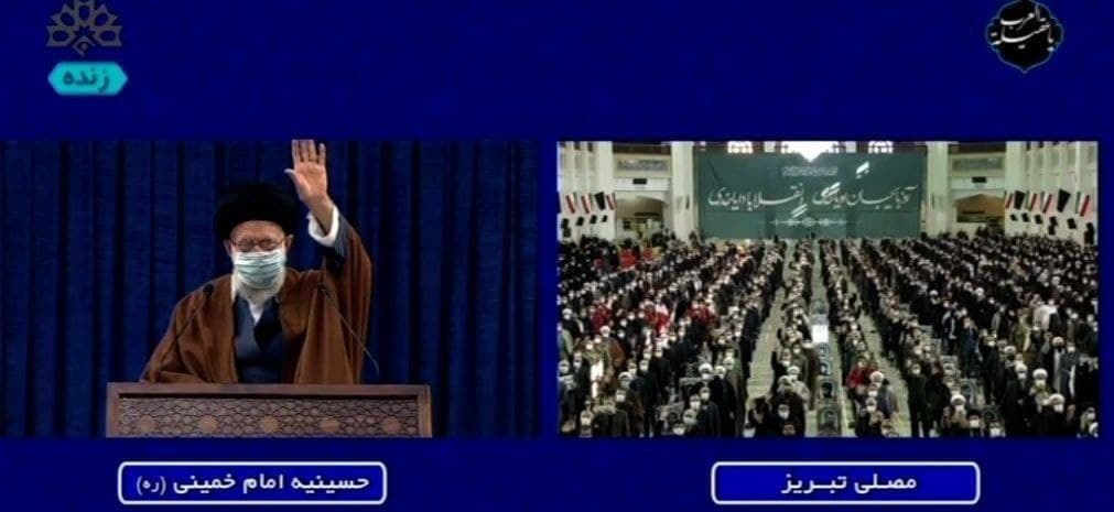 رهبر انقلاب: آن کسانی که دم از تسلیم در مقابل آمریکا میزنند، نمیتوانند به این انقلاب پایبند باشند رهبر انقلاب: آن کسانی که دم از تسلیم در مقابل آمریکا میزنند، نمیتوانند به این انقلاب پایبند باشند