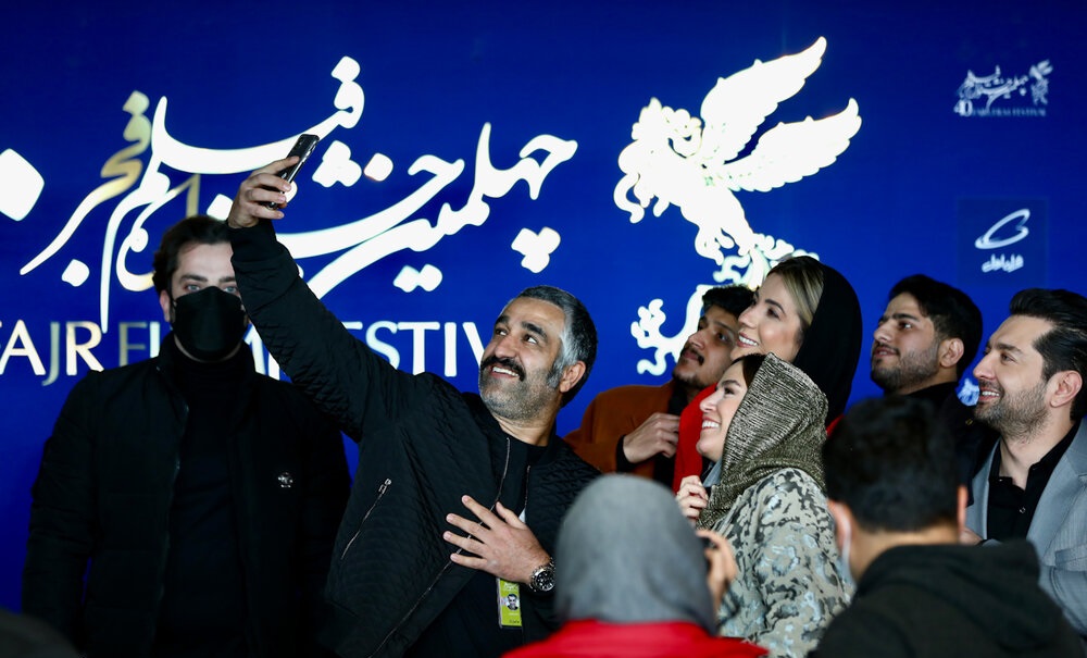 عکس| سلفی جالب پژمان جمشیدی با بهرام رادان و ستاره پسیانی