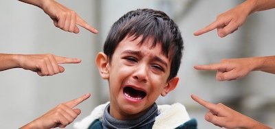 هشدار؛ جلوی مسخره شدن کودکان را بگیرید! هشدار؛ جلوی مسخره شدن کودکان را بگیرید!