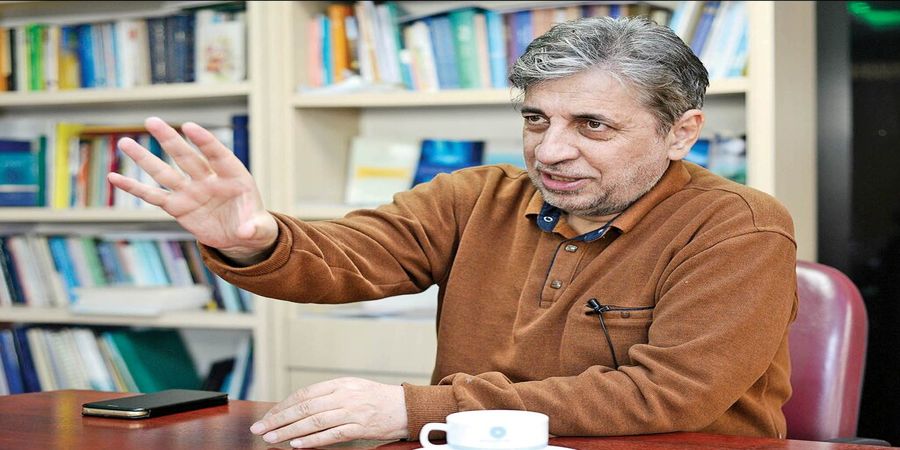 مردم از سید محمد خاتمی، احمدی‌نژاد و روحانی عبور کردند
