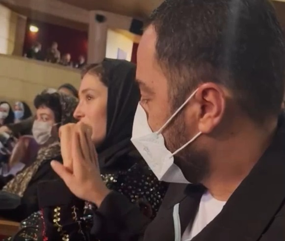 ویدئو| لحظات عاشقانه نوید محمدزاده و فرشته حسینی در جشنواره ویدئو| لحظات عاشقانه نوید محمدزاده و فرشته حسینی در جشنواره