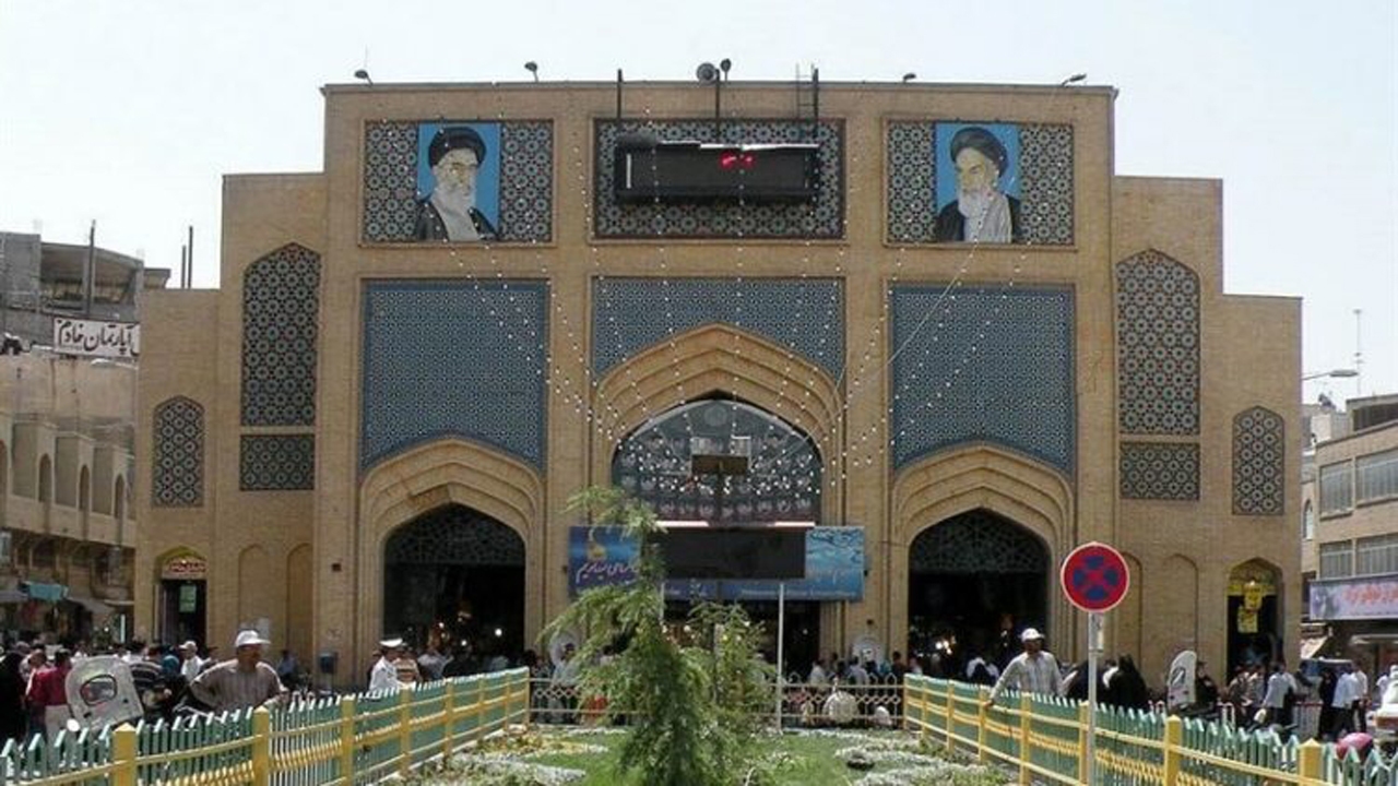 پخش شعارهای هنجارشکن در بازار مشهد/ سیستم صوتی بازار رضا هک شد پخش شعارهای هنجارشکن در بازار مشهد/ سیستم صوتی بازار رضا هک شد