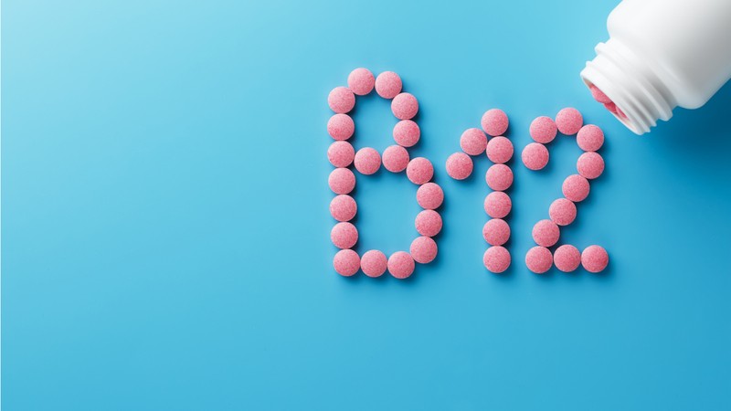 تشخیص کمبود ویتامین B12 از روی زبان تشخیص کمبود ویتامین B12 از روی زبان