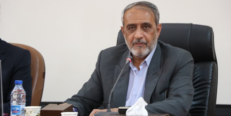 پشتپرده توهین فرماندار رفسنجان به یک خبرنگار: باز هم انتصاب فامیلی! پشتپرده توهین فرماندار رفسنجان به یک خبرنگار: باز هم انتصاب فامیلی!