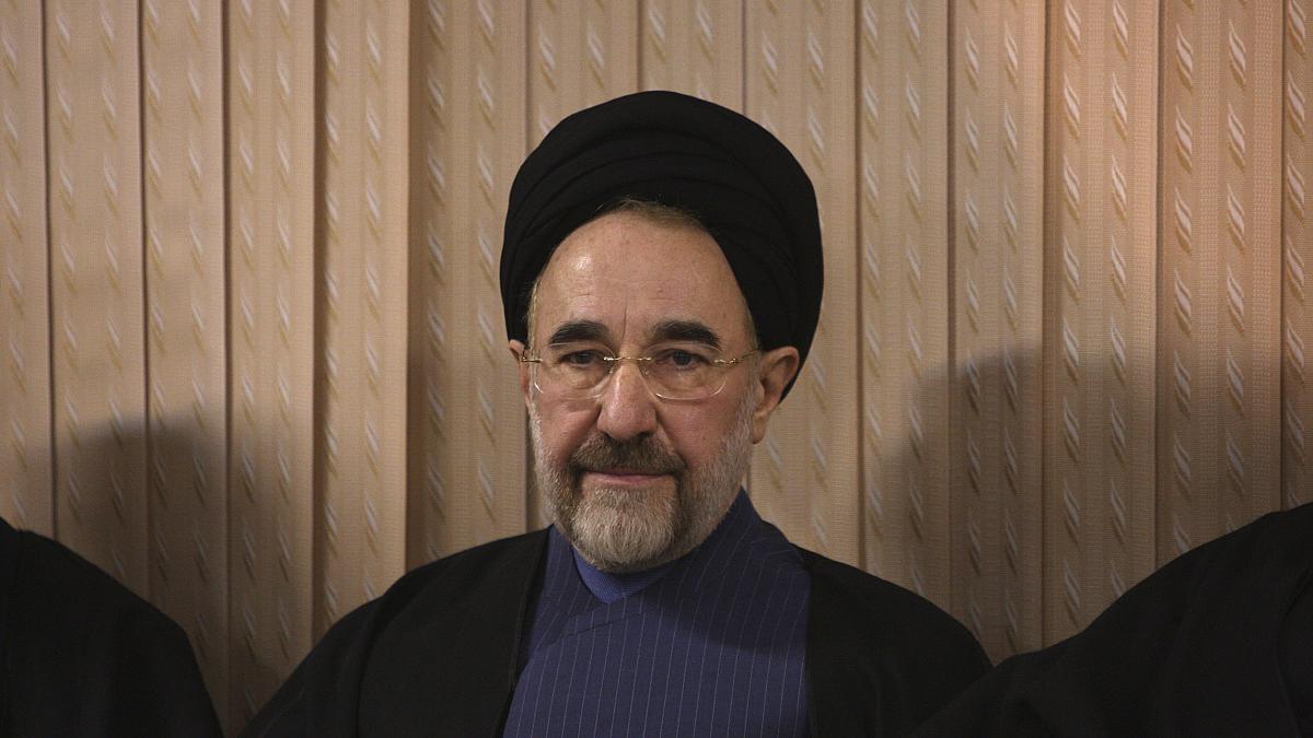 پیام محمد خاتمی به گوگوش/ موسیقی کوچهبازاری نابود شد پیام محمد خاتمی به گوگوش/ موسیقی کوچهبازاری نابود شد