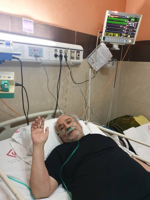 محمد کاسبی نوروز را از بیمارستان تبریک گفت محمد کاسبی نوروز را از بیمارستان تبریک گفت