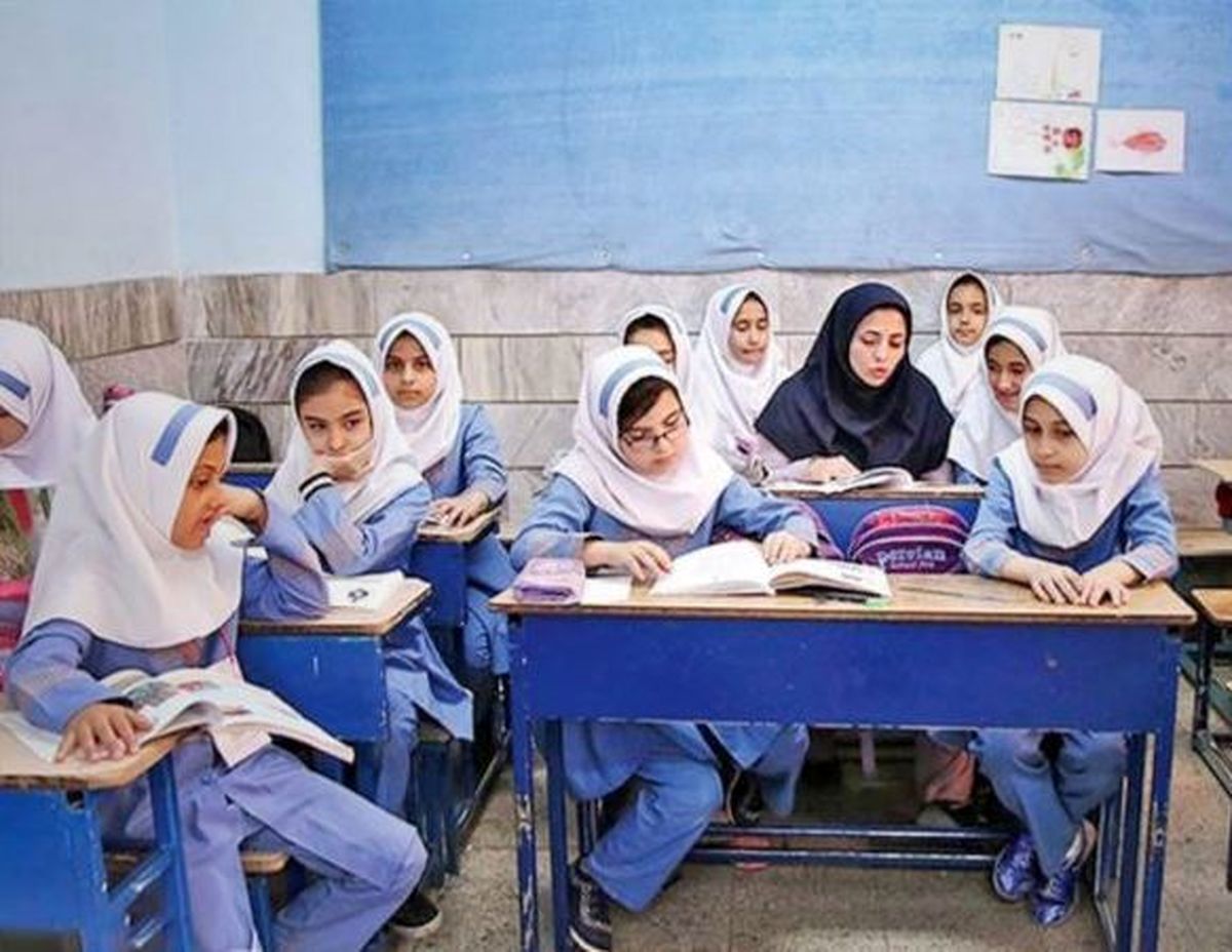 معلمان بدون آزمون هم شامل طرح رتبهبندی میشوند؟ معلمان بدون آزمون هم شامل طرح رتبهبندی میشوند؟