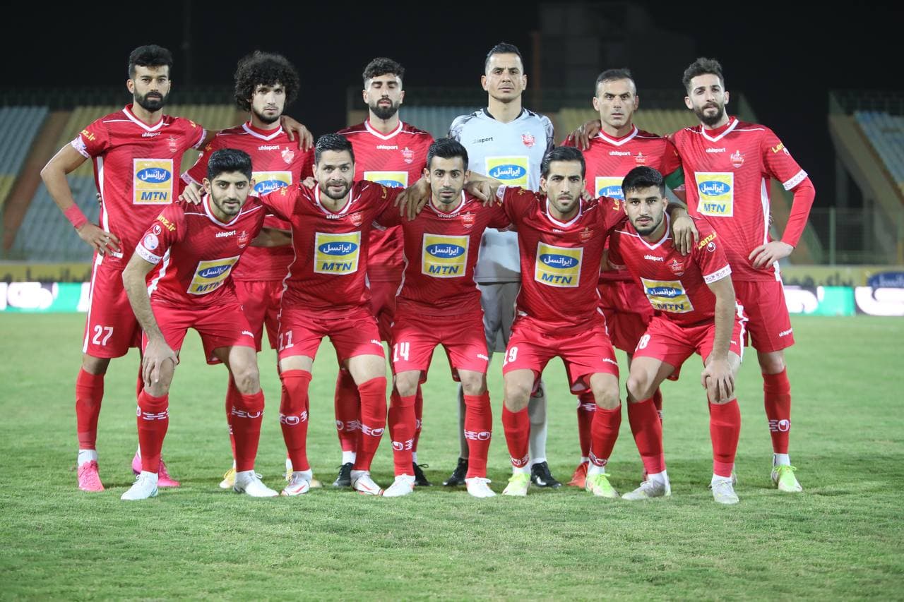 صنعت نفت ۲ - ۰ پرسپولیس/ دستان لک ۳ امتیاز را پراند