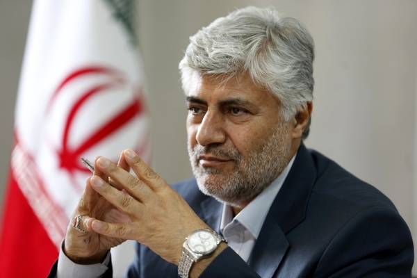 مردان کشور همسایه برای بی‌بند‌ و باری به ایران می‌آیند!