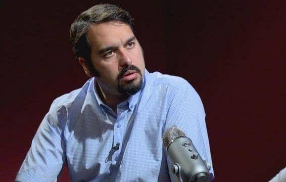 مدیر فیلیمو: فریب صداوسیما را خوردیم، می‌خواهند تعطیل‌مان کنند!