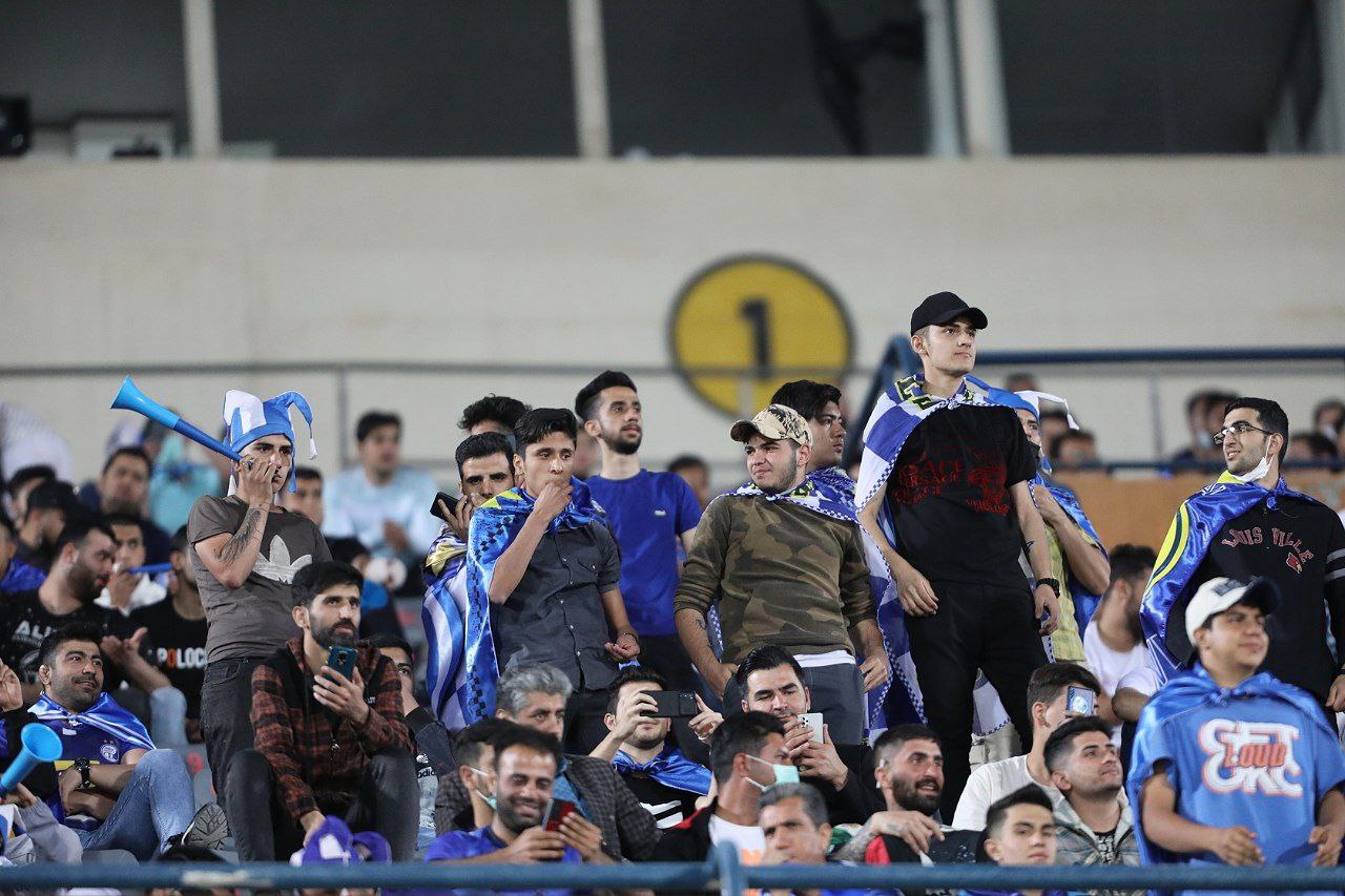 هواداران استقلال نگران شدند! هواداران استقلال نگران شدند!