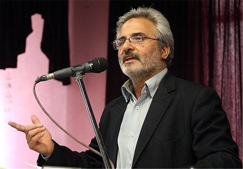 حداقل دستمزد سال ۱۴۰۲؛ دولت و کارفرمایان با چه منطقی این میزان افزایش را تایید میکنند؟ حداقل دستمزد سال ۱۴۰۲؛ دولت و کارفرمایان با چه منطقی این میزان افزایش را تایید میکنند؟