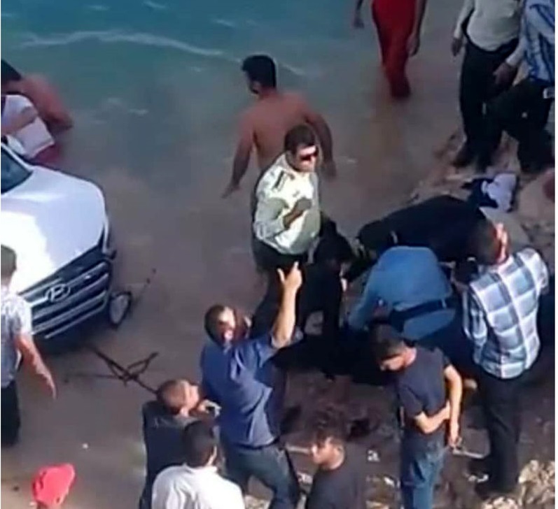 سقوط ماشین شاسیبلند درون سد باعث مرگ شد! +عکس سقوط ماشین شاسیبلند درون سد باعث مرگ شد! +عکس