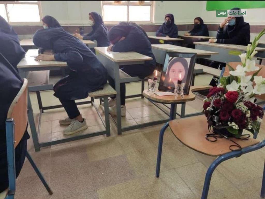 تصویری تلخ از قربانی حادثه «متروپل» آبادان/ بغض و گریه همکلاسی‌ها برای «ملیکا»!