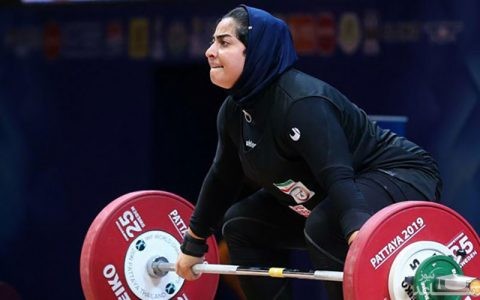 پدر یکتا جمالی از فدراسیون وزنهبرداری شکایت میکند پدر یکتا جمالی از فدراسیون وزنهبرداری شکایت میکند