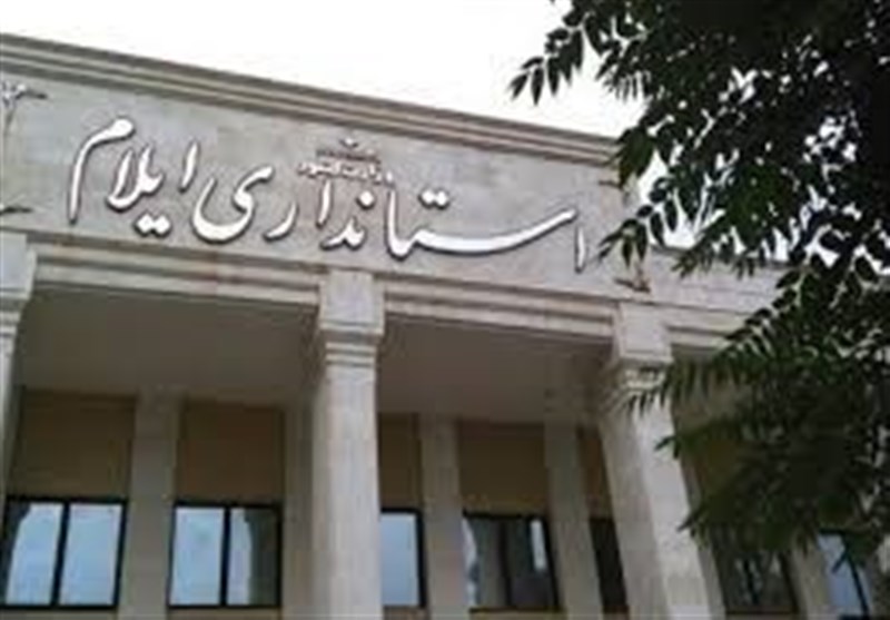 ویدئو| ورزش صبحگاهی استاندار ایلام، پشت میزهای جلسه!