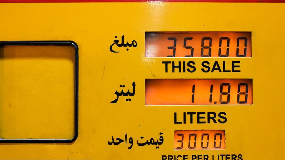 اجرای ناقص طرح بنزینی دولت/ بنزین در ۱۴۰۲ گران می‌شود؟