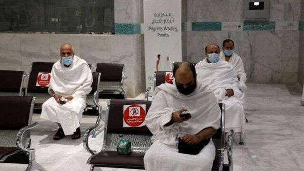 عصبانی شدن حجاج انگلیسی از عربستان عصبانی شدن حجاج انگلیسی از عربستان