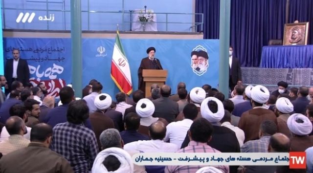 ویدئو| توضیح رئیسی برای دستور ساخت هواپیمای ۷۲ نفره! ویدئو| توضیح رئیسی برای دستور ساخت هواپیمای ۷۲ نفره!