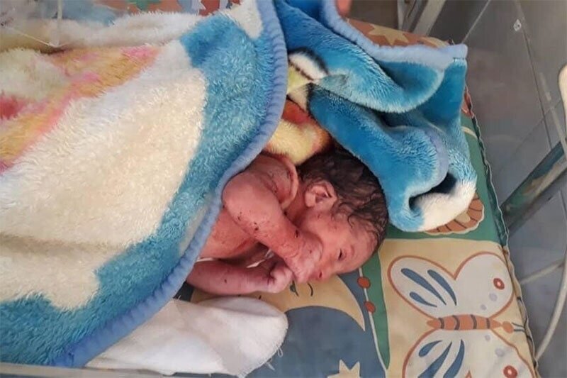 آخرین خبرها از حال نوزاد رها شده در سطل زباله نازیآباد آخرین خبرها از حال نوزاد رها شده در سطل زباله نازیآباد