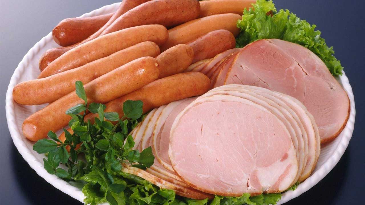 این خوراکیها پوستتان را نابود میکند! این خوراکیها پوستتان را نابود میکند!