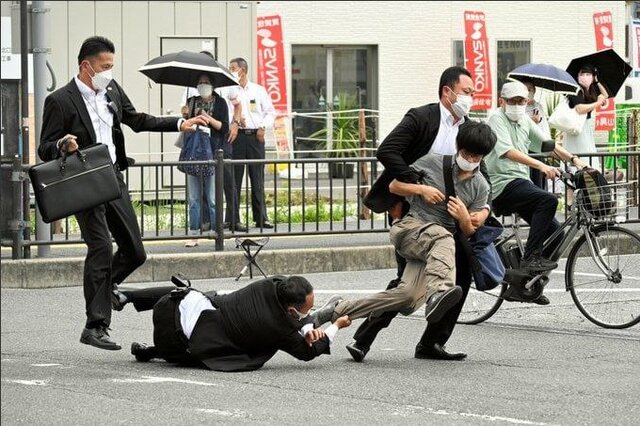 قاتل شینزو آبه در نامهای درباره طرحش برای قتل افشاگری کرد قاتل شینزو آبه در نامهای درباره طرحش برای قتل افشاگری کرد