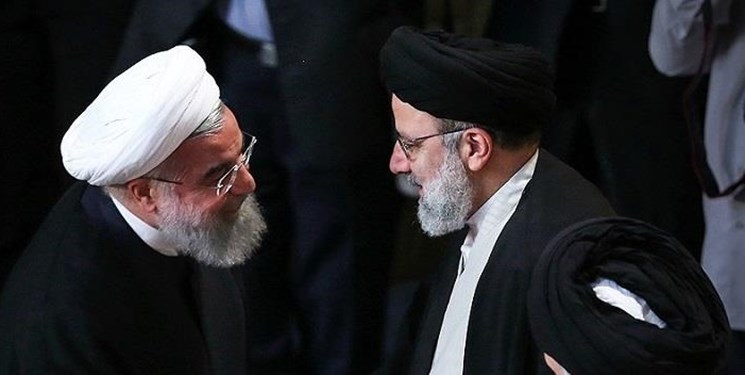 گفت‌وگوی تلفنی روحانی با رئیسی به مناسبت هفته دولت