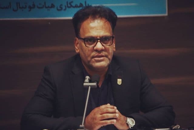 ویدئو| رئیس هیئت فوتبال یزد: نتوانستیم نحوه دویدن را به دختران فوتبالیست آموزش دهیم، زمین چمن کچلی گرفته! ویدئو| رئیس هیئت فوتبال یزد: نتوانستیم نحوه دویدن را به دختران فوتبالیست آموزش دهیم، زمین چمن کچلی گرفته!