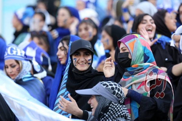 فیفا به حضور بانوان در لیگ برتر فوتبال ایران واکنش نشان داد
