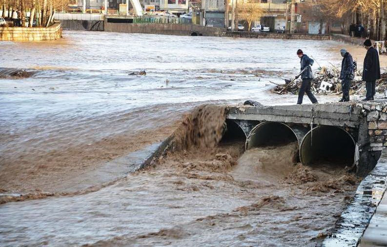 هشدار جدی: توقف در کنار رودخانه‌ها ممنوع!