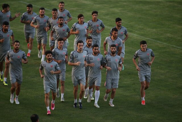 ترکیب پرسپولیس برای دیدار برابر ذوب‌آهن