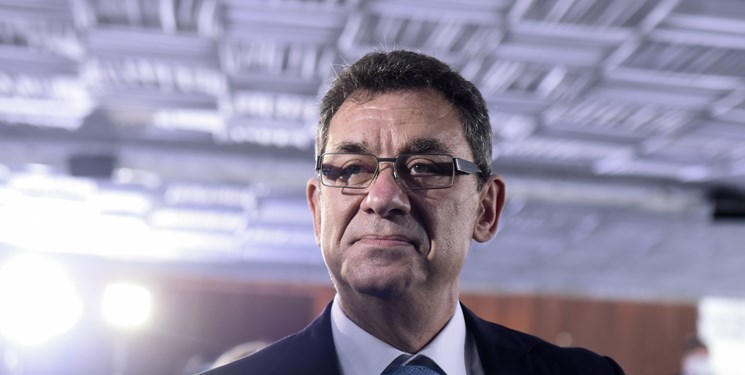 رئیس «فایزر» بازهم در دام کرونا افتاد!