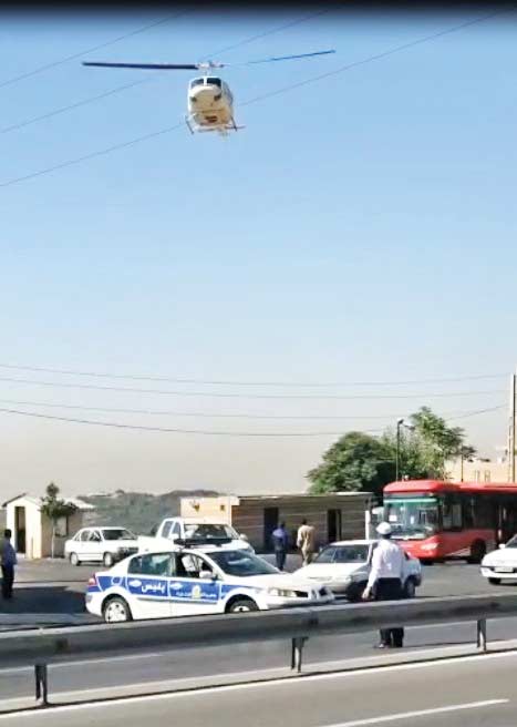 دلیل فرود بالگرد وسط بزرگراه ارتش چه بود؟ +تصاویر