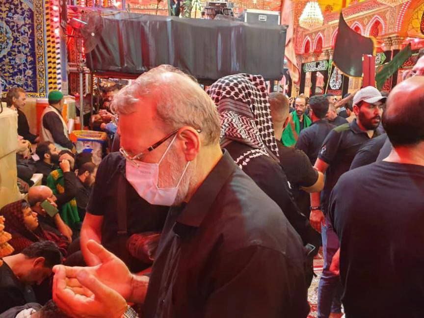 تصویری از علی لاریجانی در کربلا