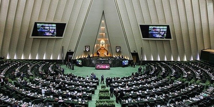 استوری جنجالی نماینده سقز و استعفا واقعی نبود؟ استوری جنجالی نماینده سقز و استعفا واقعی نبود؟