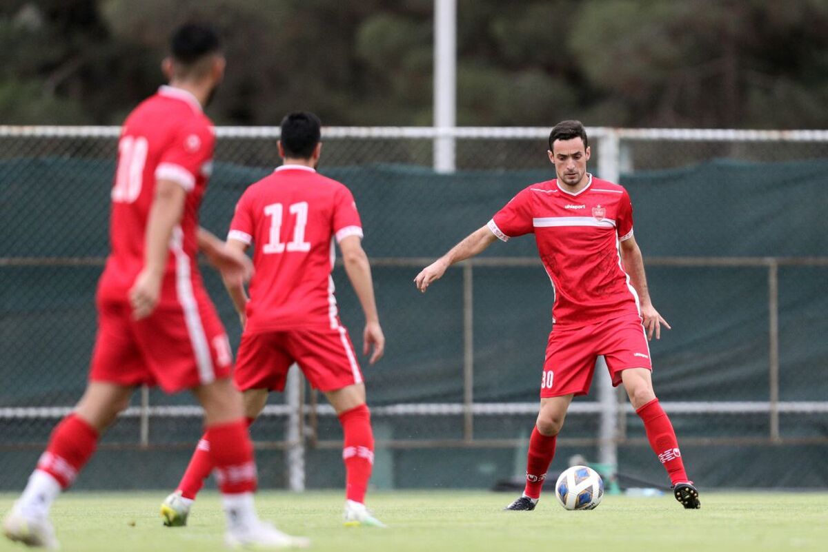 خبر خوب برای پرسپولیسیها: مدافع مورد اعتماد گلمحمدی آماده است خبر خوب برای پرسپولیسیها: مدافع مورد اعتماد گلمحمدی آماده است