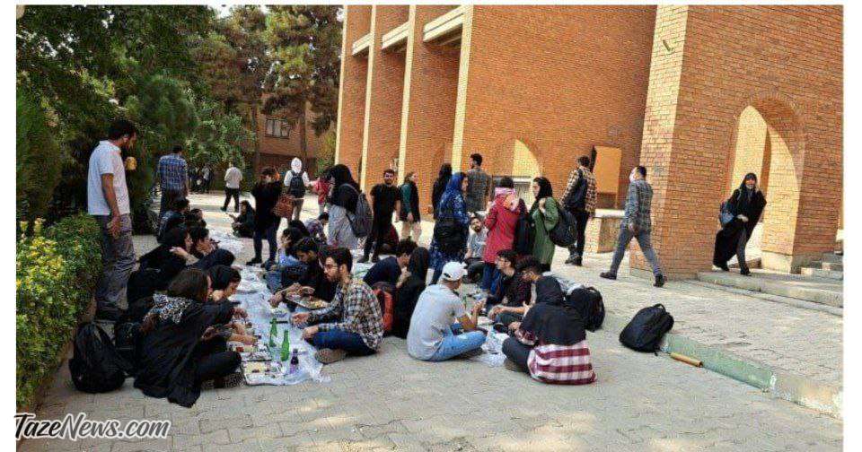 توهین به دانشجویان: امروز در دانشگاه‌ها برای سرویس بهداشتی مختلط پایکوبی می‌کنند