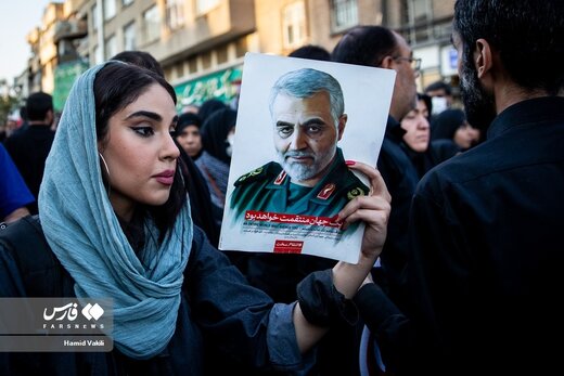 روزنامه جوان: بدحجابی که در راهپیمایی شرکت می‌کند با بقیه بدحجاب‌ها فرق دارد!