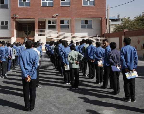 فوت ناگهانی و عجیب یک دانشآموز دبیرستانی در کرج فوت ناگهانی و عجیب یک دانشآموز دبیرستانی در کرج